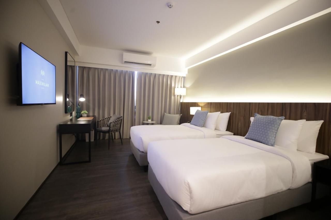 The Maximilian Hotel Cauayan City  Exteriör bild
