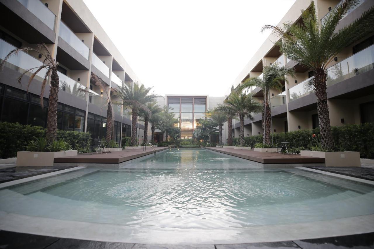 The Maximilian Hotel Cauayan City  Exteriör bild