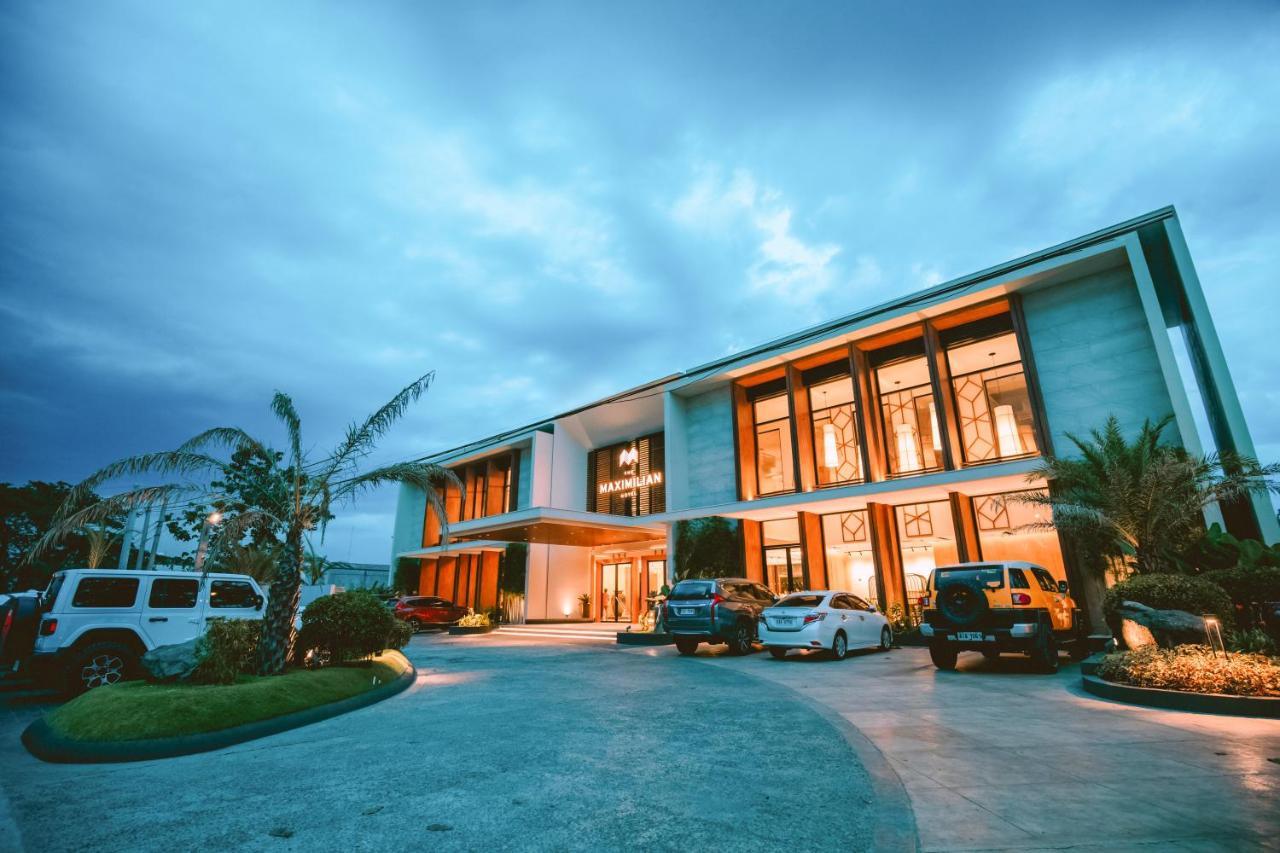 The Maximilian Hotel Cauayan City  Exteriör bild